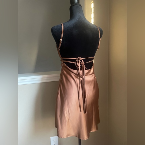 NEW - Brown Solid Tie Backless Cami mini Dress - Picture 6 of 10